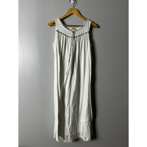 Vintage Talbots Cottagecore Textured Nightgown Nightie Women’s 8 White Lingerie - Picture 1 of 8